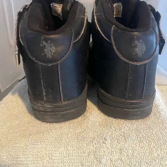 U.S. Polo Assn. men’s black hightop sneakers size 7 - Picture 5 of 6